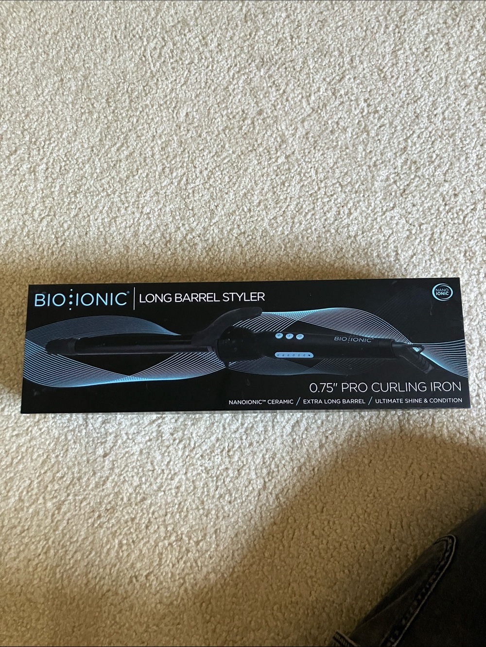 Bio Ionic 0.75" Pro Long Barrel Styler - Black